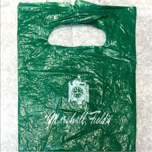 MARSHALL FIELD’S small signature green shopping bag size 9x12 used - Picture 2 of 10